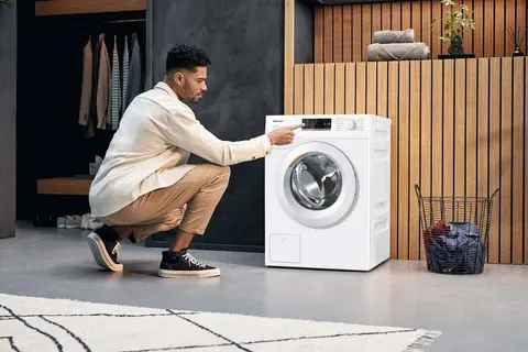 6 Causes and Solutions for a Miele Washing Machine Leaking Water
