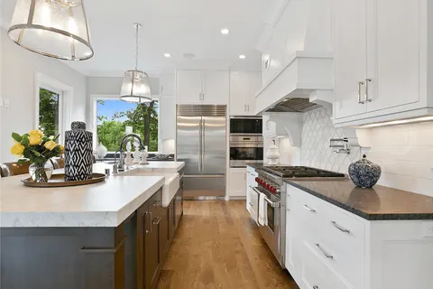 How to Address a Sub-Zero Refrigerator Blinking Service Light