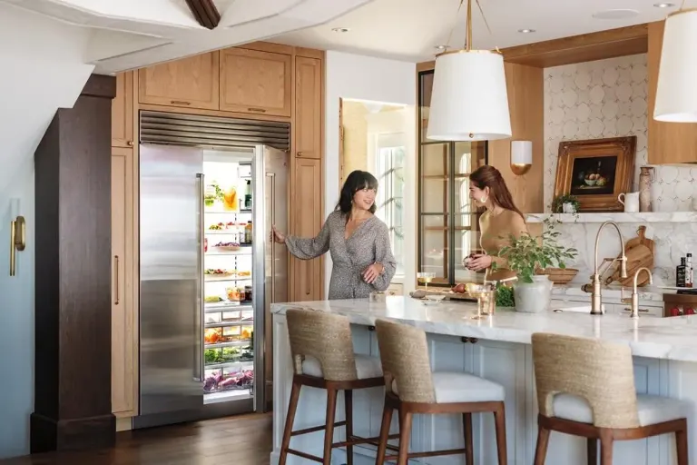 Sub-Zero Refrigerator Leaking? 7 Problems That May Be Behind the Water