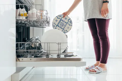How to Load a Dishwasher Correctly (Yes, There’s a Right Way!)