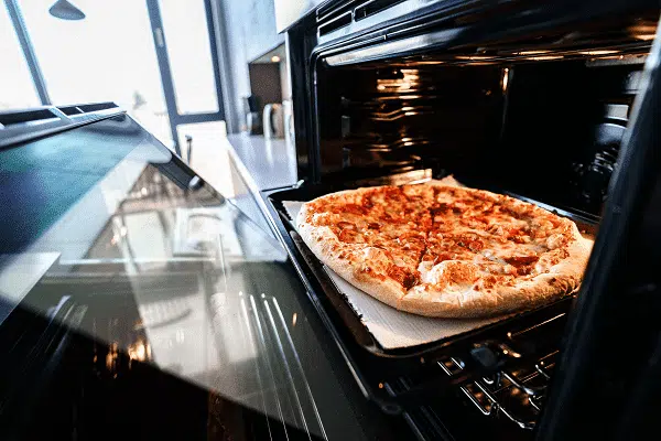Oven Repair technician