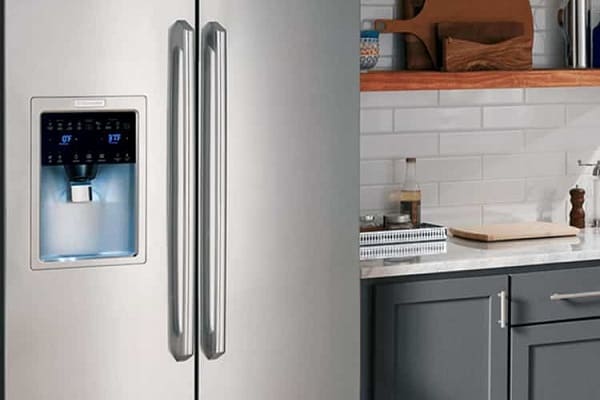 electrolux refrigerator not dispensing